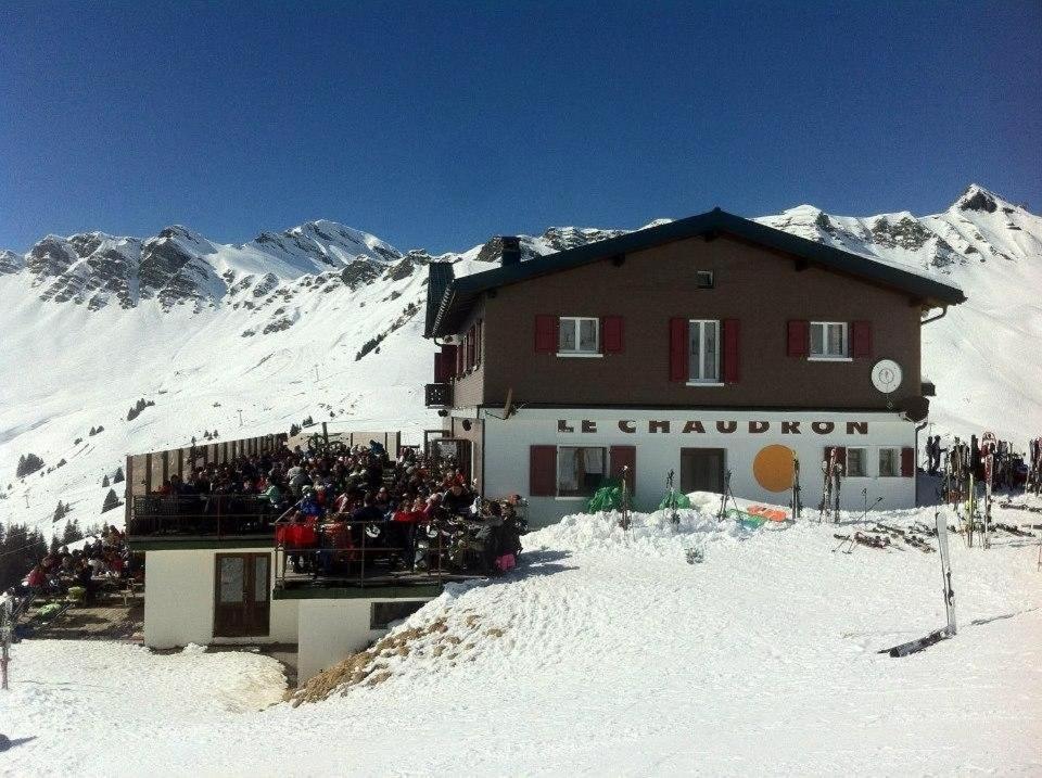 Refuge Le Chaudron Restaurants Lounge & Bar Otel Champéry Dış mekan fotoğraf